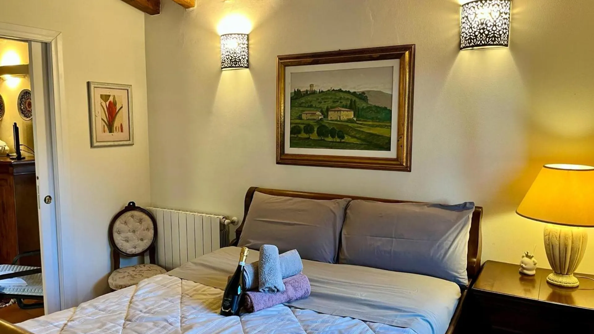 Casale Collecchio Siena Apartment